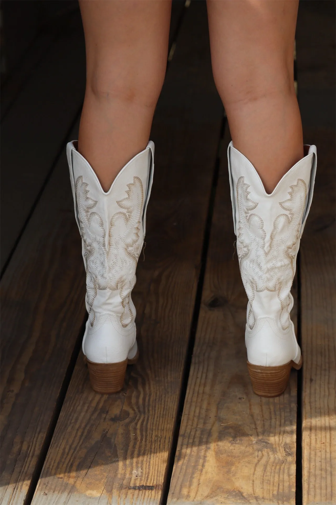 ANSLEY'S AMBITIOUS COWGIRL BOOTS - IVORY