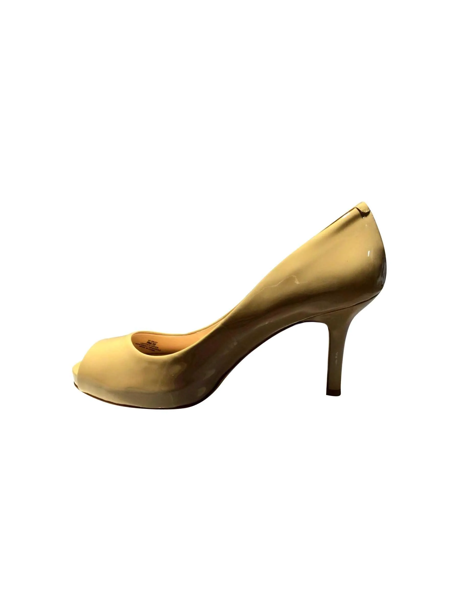 VINCE CAMUTO Regular fit High Heels in Beige - 9